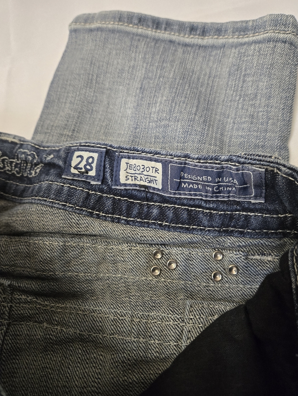 Miss Me Womens Size 28 Denim Straight Jeans Embellished Rhinestones Y2k Light - Picture 7 of 8